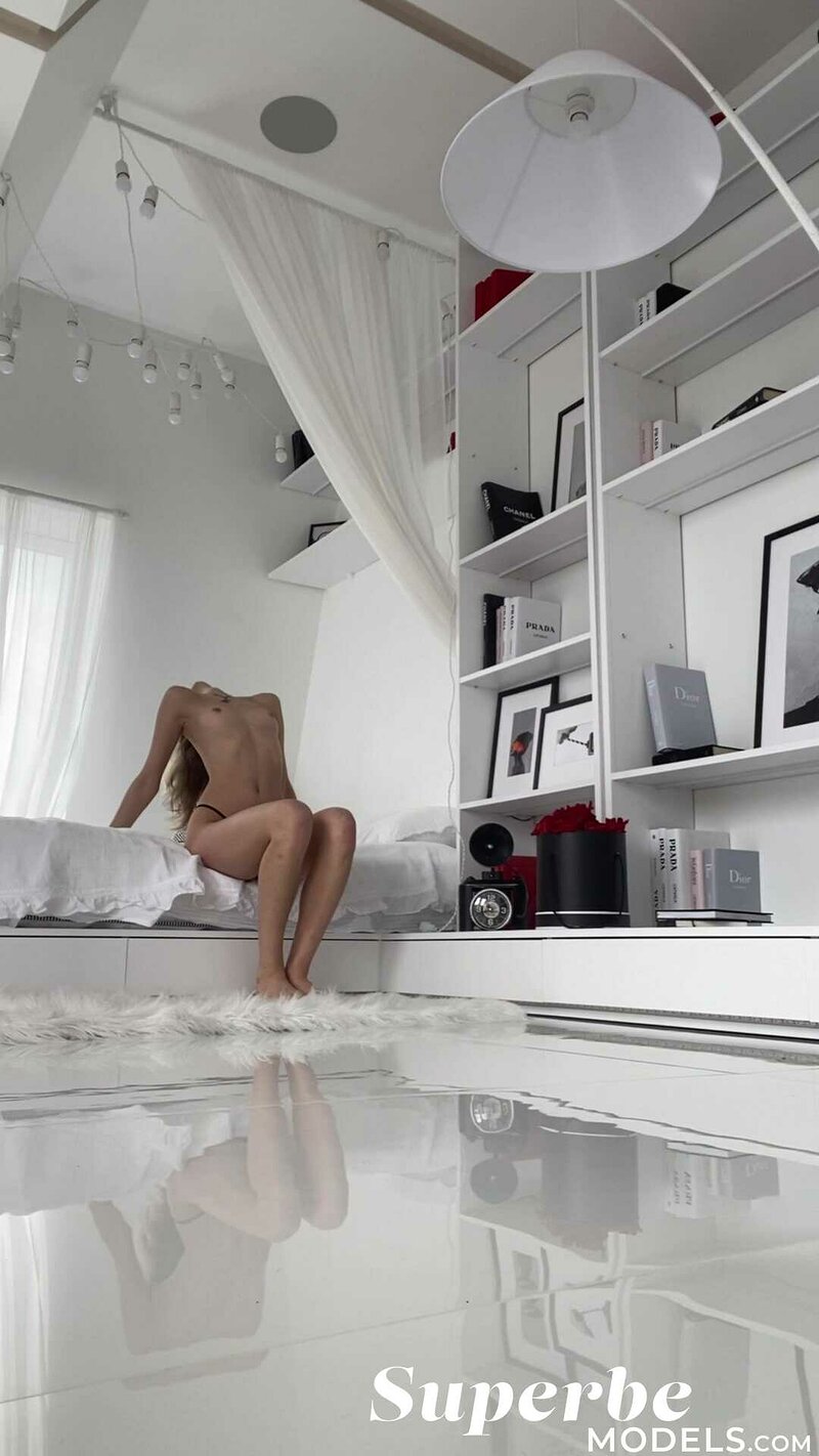 Ярик, 23 года, 0 размер груди